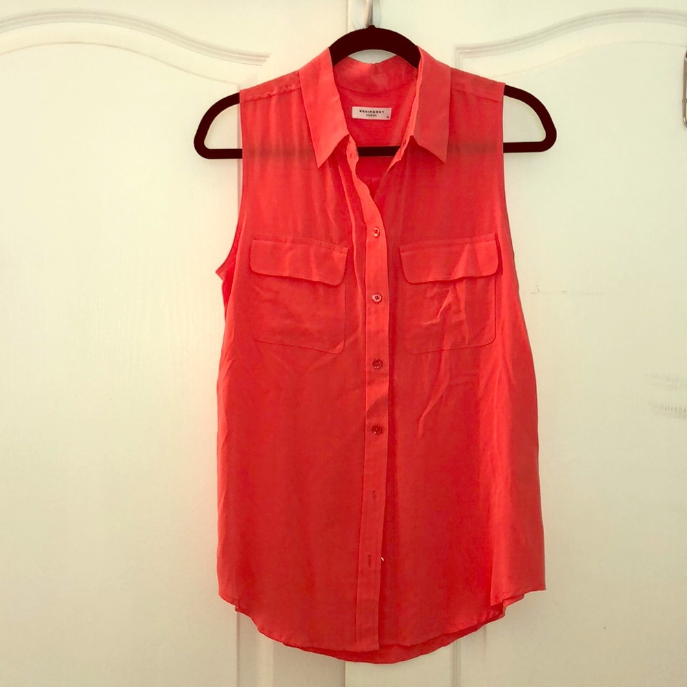 Equipment sleeveless slim silk blouse